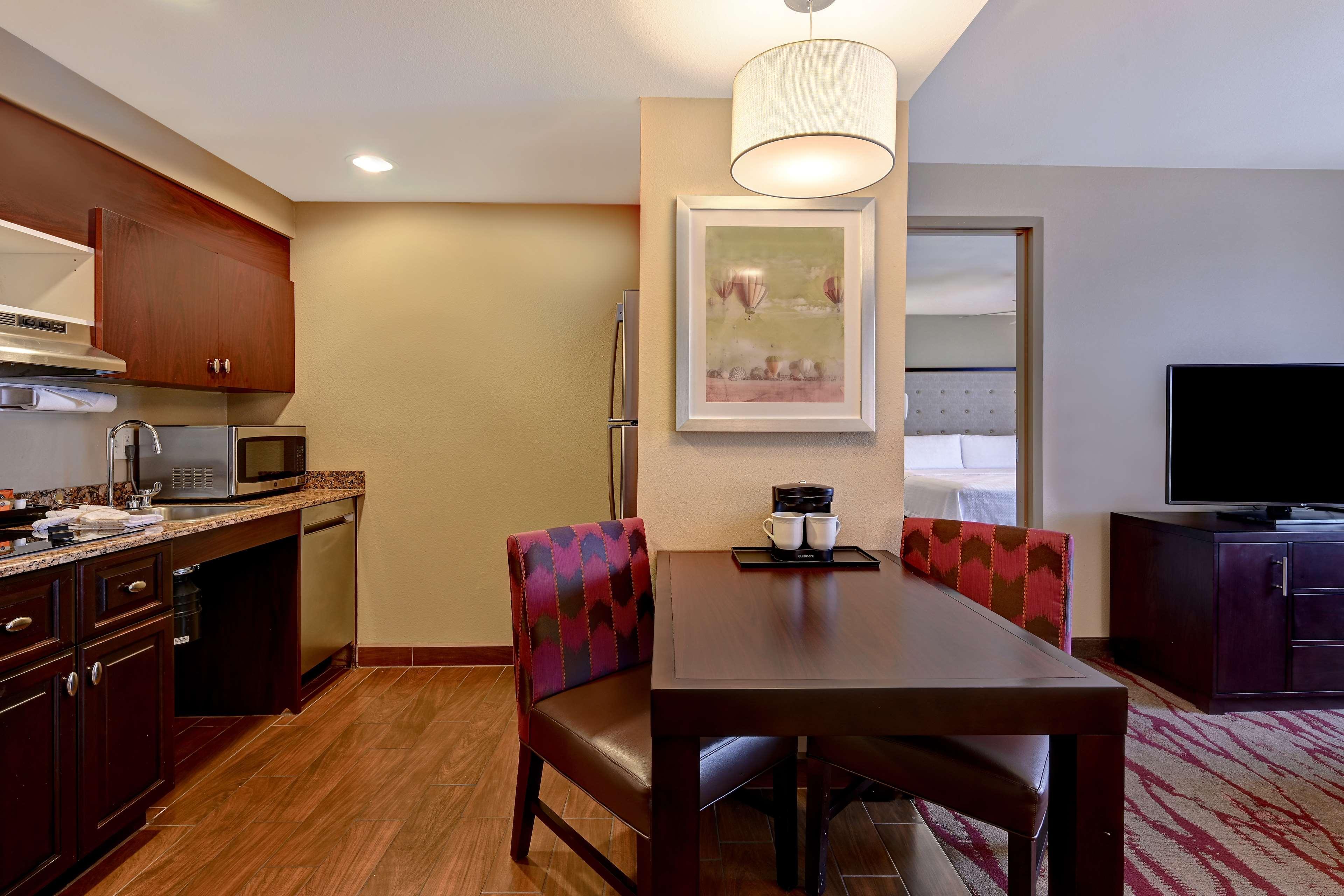 Homewood Suites By Hilton Albuquerque Airport Екстериор снимка