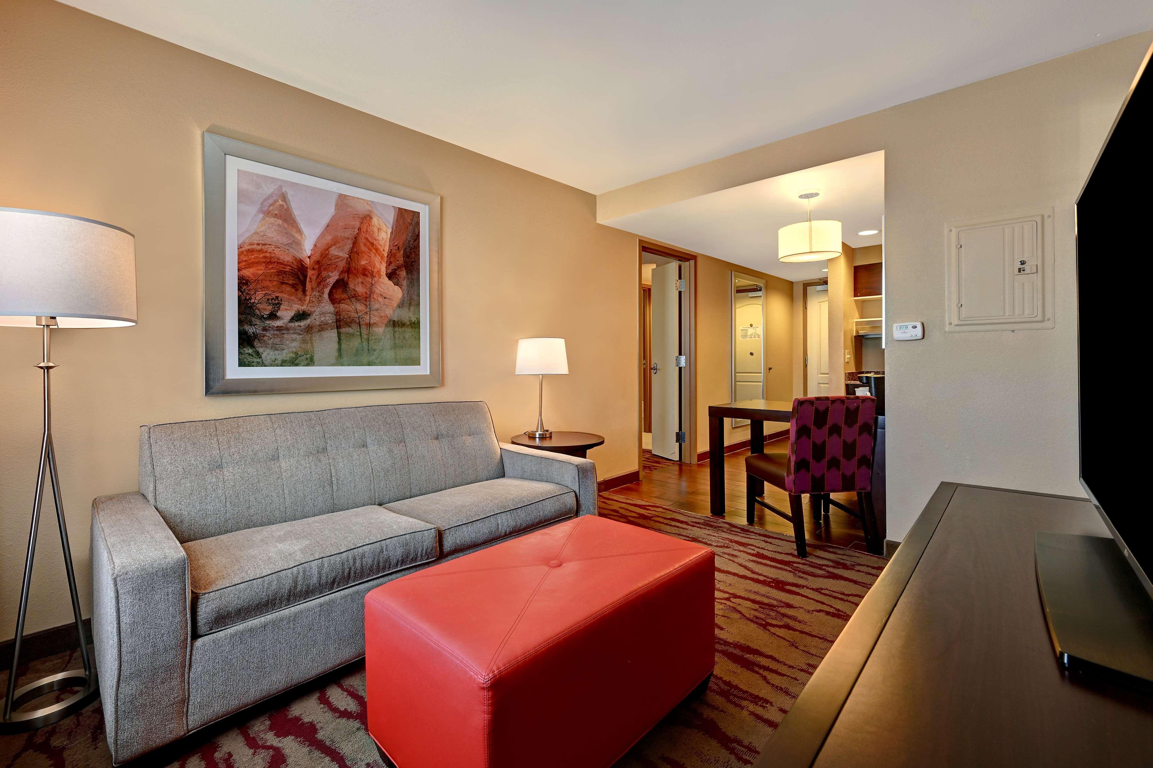 Homewood Suites By Hilton Albuquerque Airport Екстериор снимка
