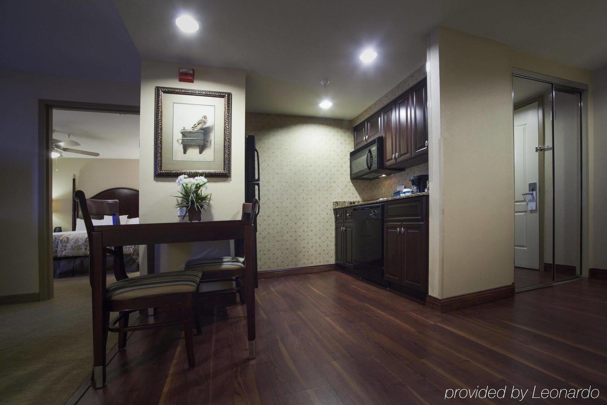 Homewood Suites By Hilton Albuquerque Airport Екстериор снимка